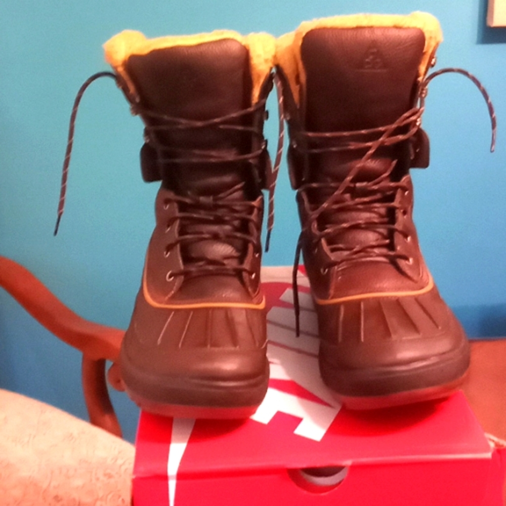 Nike ACG Woodside High 2